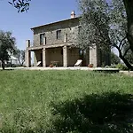 Lantgård Tenuta Roccaccia Pitigliano